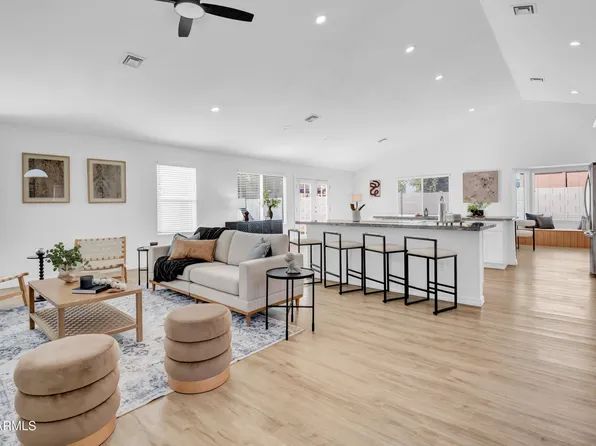 3641 W SARAGOSA Street, Chandler, AZ 85226