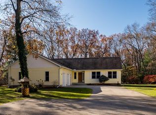 423 Fernwood Ln, Muskegon, MI 49442