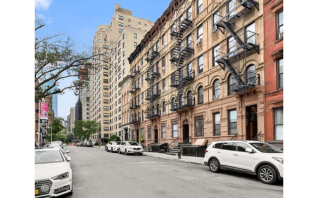 Rented by Douglas Elliman | media 13