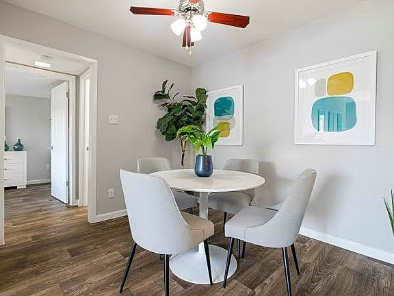 4th image of 1901 E Anderson Ln #2253