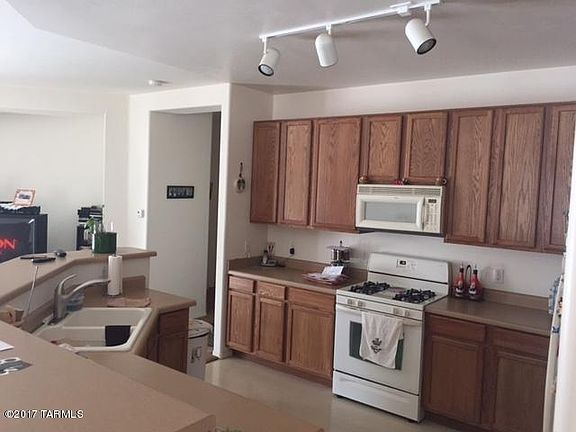 3rd image of 4828 E Starflower St