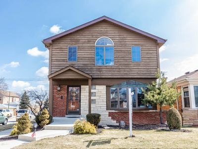 7259 N Ottawa Ave, Chicago, IL, 60631