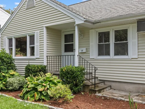 13 Woodcrest Road, Norwalk, CT 06851
