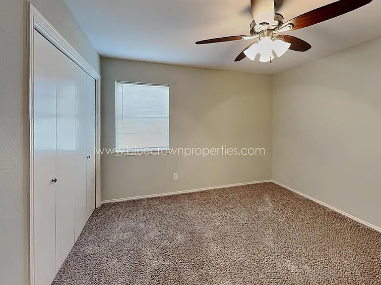2414 S Graham Dr — Photo 9