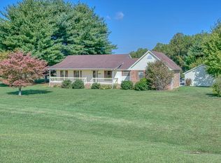 4650 Highway 52 W, Lafayette, TN 37083