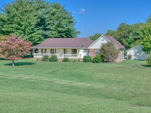 4650 Highway 52 W, Lafayette, TN 37083