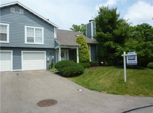 204 Carpenter Ln, Pittsburgh, PA 15212