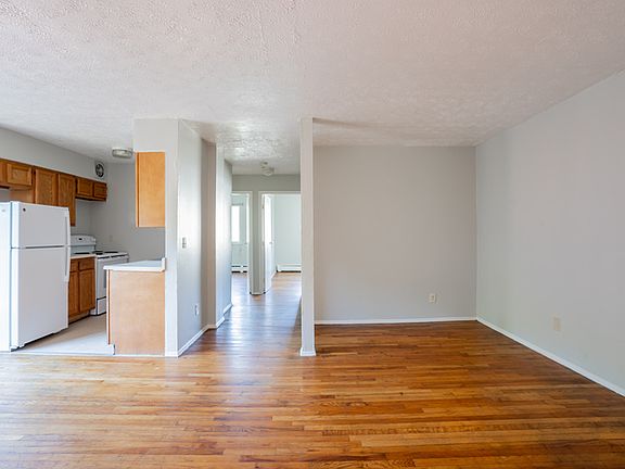 4th image of 4625 Vendome Pl #11