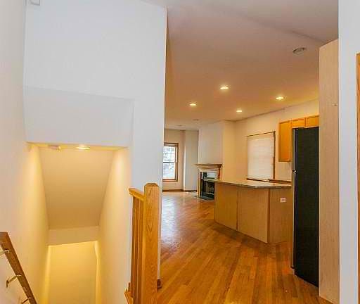 2nd image of 2715 N Wayne Ave #3N5
