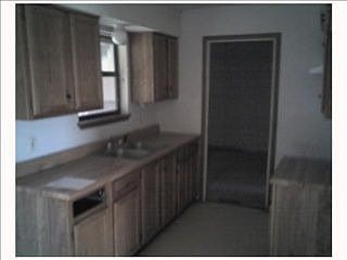 2nd image of 107 Elliott St