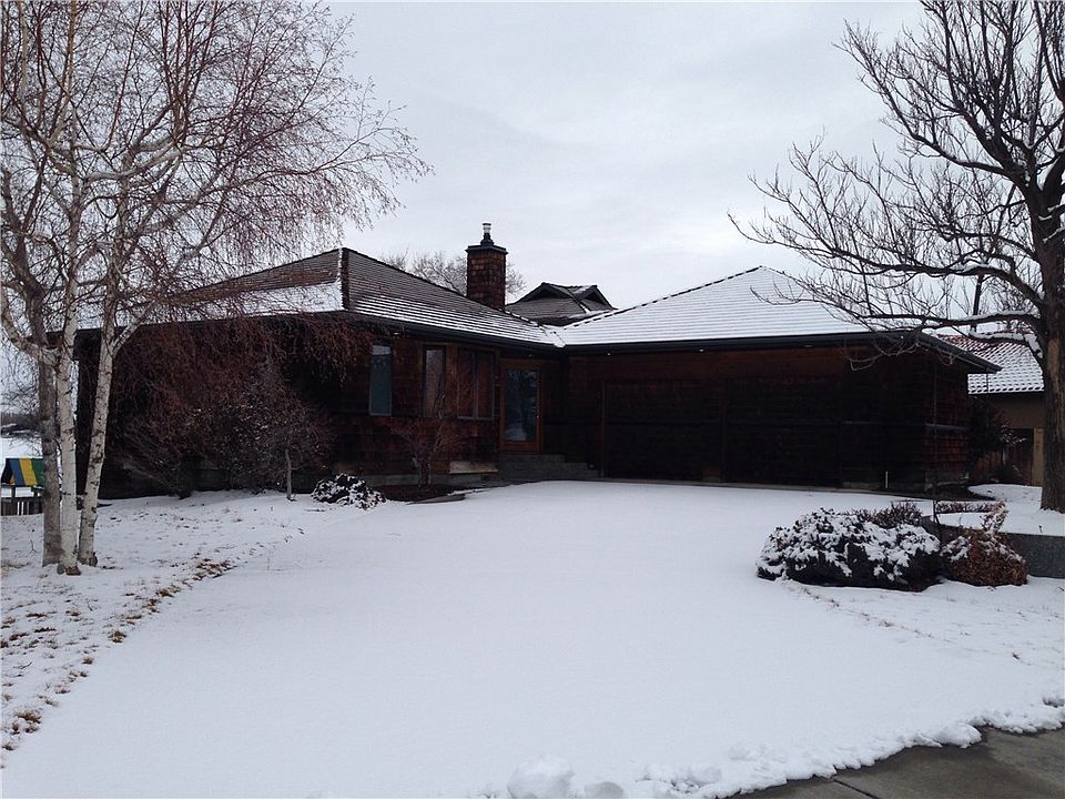 1st image of 4074 Cove West Dr