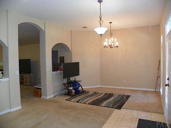 3rd image of 3224 Massena Dr