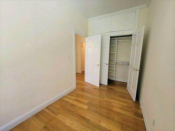 4th image of 163 E 36th St APT 4D