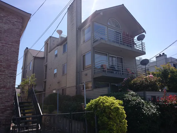 3022 63rd Ave SW, Seattle, WA 98116