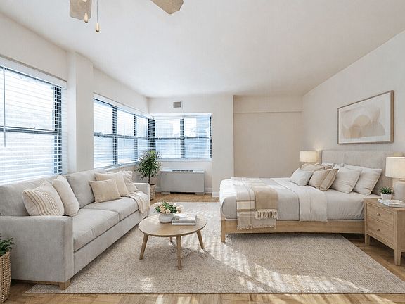 3rd image of 1475 Euclid St NW APT 106