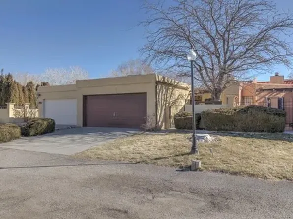 618 Meadow Green Ct SE, Albuquerque, NM 87123