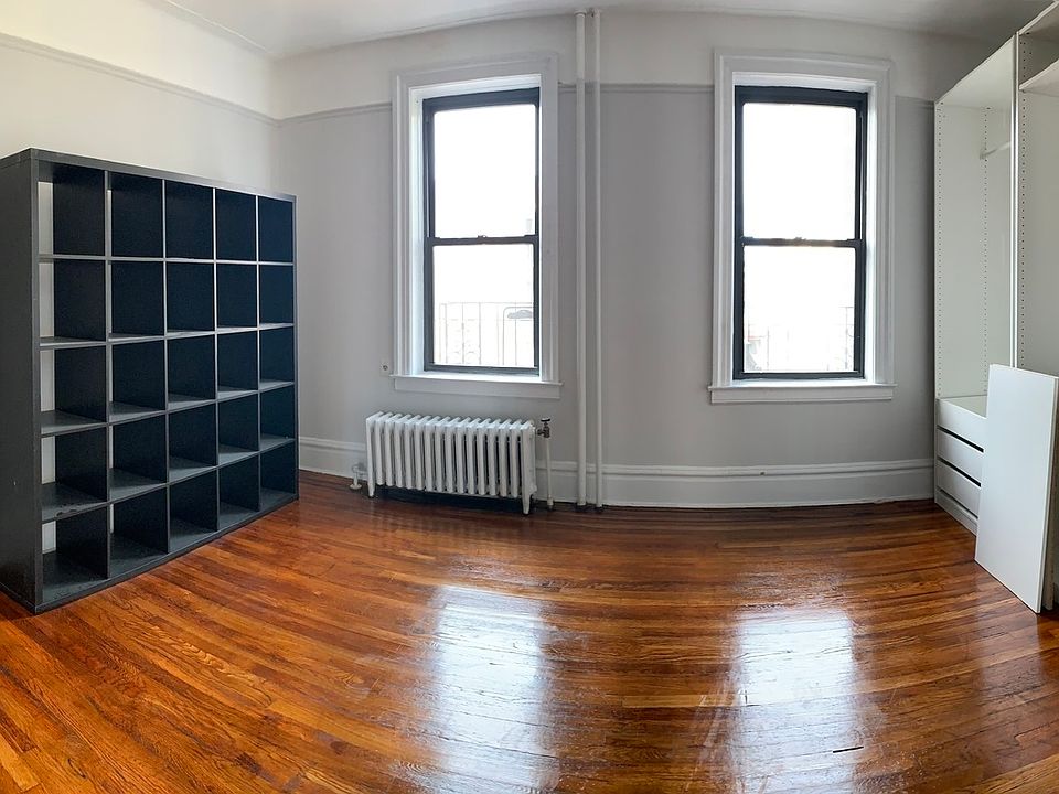 1st image of 30-15 33rd St #3A