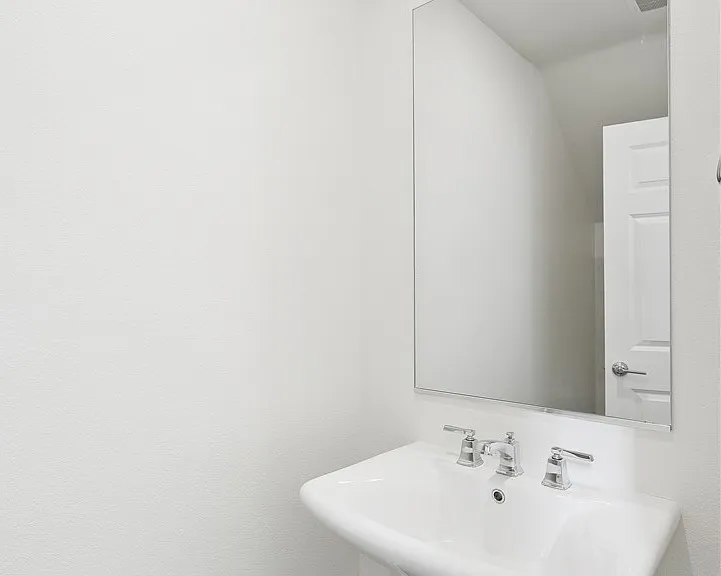 913 Helena Rdg #913 — Photo 4