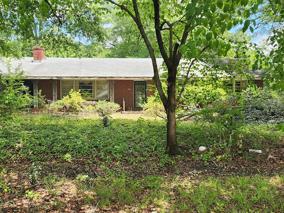 1st image of 139 Whittier Pl