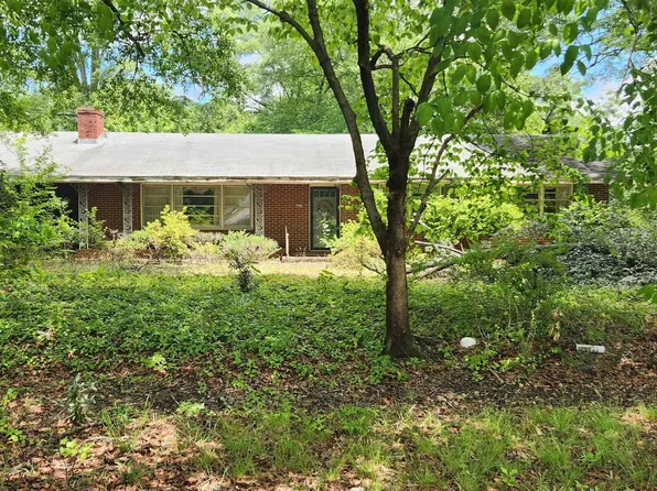 139 Whittier Pl, Spartanburg, SC 29303