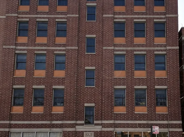 1921 W Diversey Pkwy #401, Chicago, IL 60614