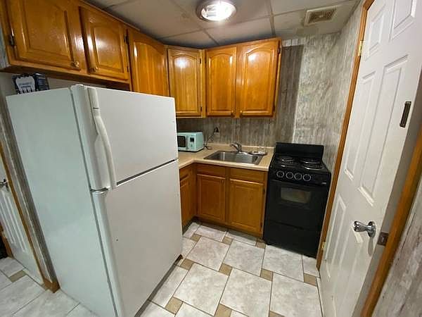1st image of 24-52 24th St #1