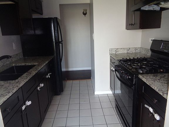 5th image of 4420 W 111th St APT 301