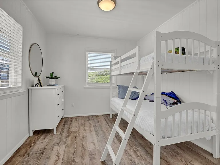 1027 S Shore Dr #A — Photo 20