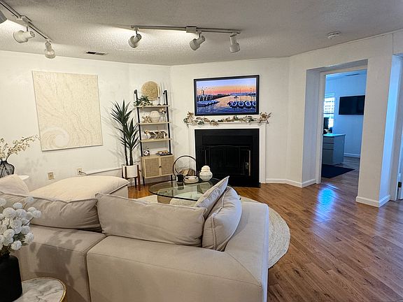 3rd image of 3 Essex St APT 43