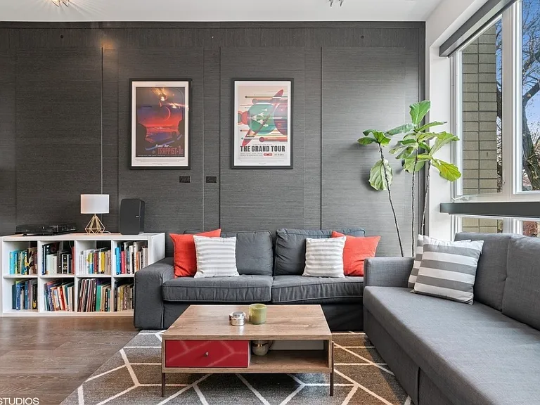 2441 W Haddon Ave #2 — Photo 3