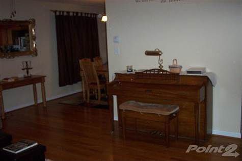 3rd image of 11 Kelly Ave