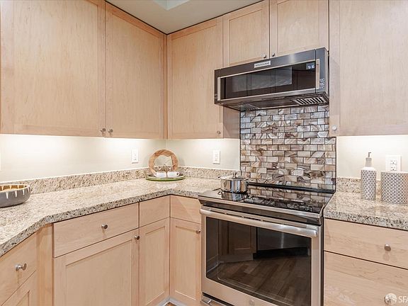 4th image of 2001 McAllister St APT 242