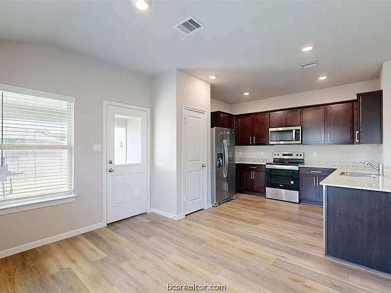 5344 Samuel Run — Photo 8