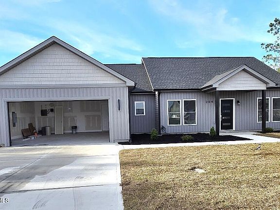2nd image of 204 Windsor Farm Road