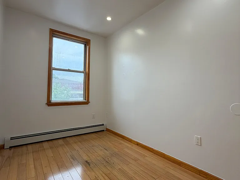 4216 Bell Blvd #2 — Photo 8