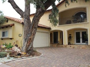 933 14th St, Manhattan Beach, CA 90266