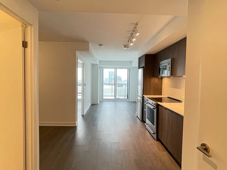 30 Samuel Wood Way #2405 — Photo 4