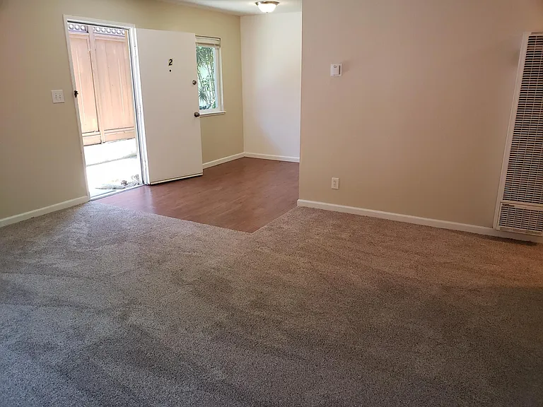 515 Kains Ave #2 — Photo 6