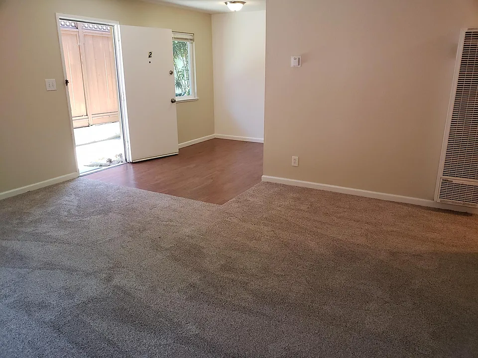 515 Kains Ave #2
