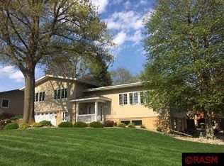 429 S Holland St, Blue Earth, MN 56013