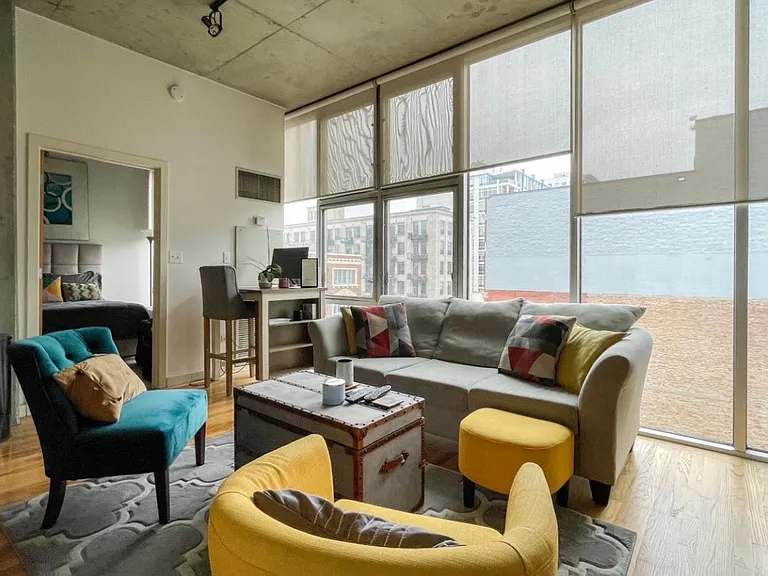 1720 S Michigan Ave #509 — Photo 6