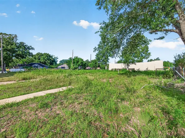 915 Purdy St Lot 4-5-6, Brookshire, TX 77423