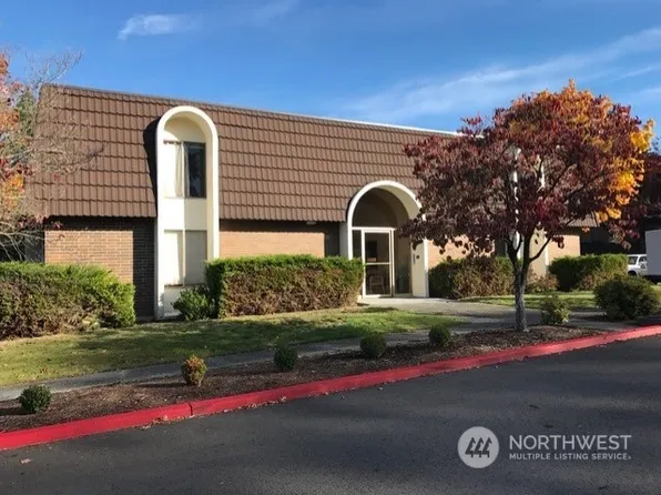 11010 NE 68th Street #623, Kirkland, WA 98033