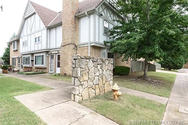 1st image of 2521 S Florence Ave