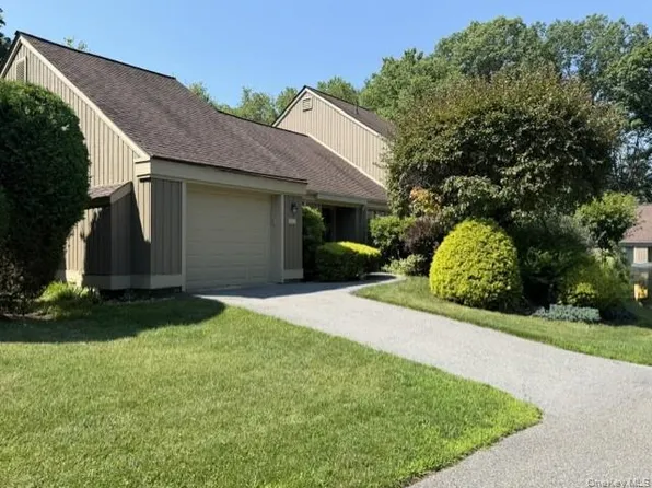 600 Heritage Hills #A, Somers, NY 10589