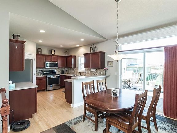 5th image of 6906 Aubrey Ct