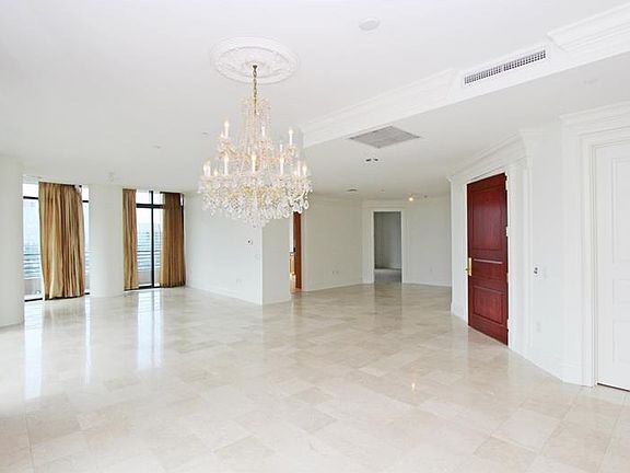 4th image of 750 Park Ave NE APT 21S