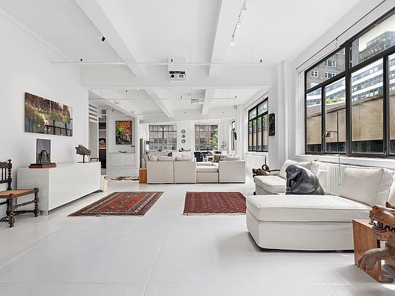 5th image of 356 W 36th St #3S