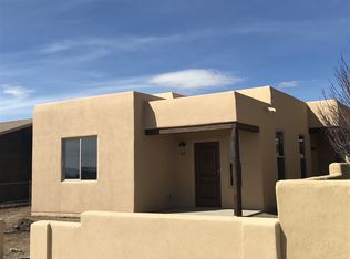 47 Craftsman Rd, Santa Fe, NM 87508