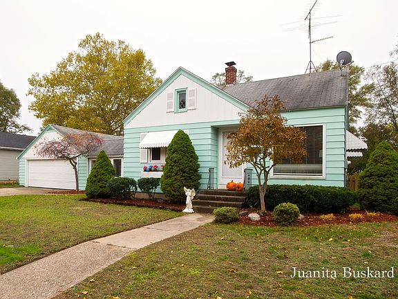 2nd image of 1444 Ardmore St SE